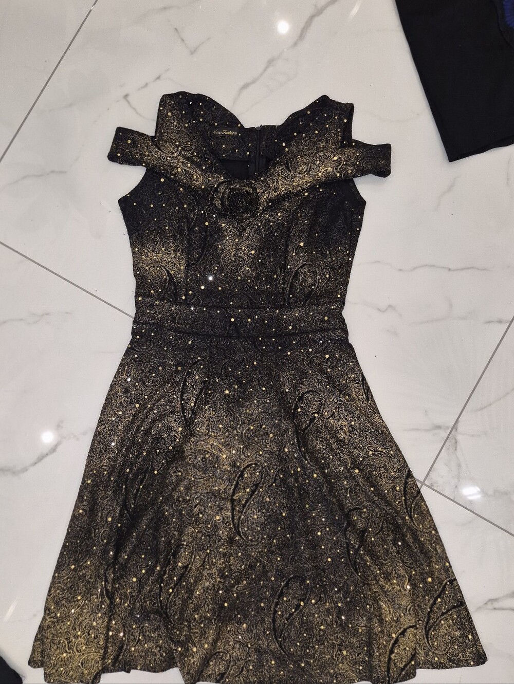 Elegant Cold Shoulder Black Dress with Gold Metallic Accents